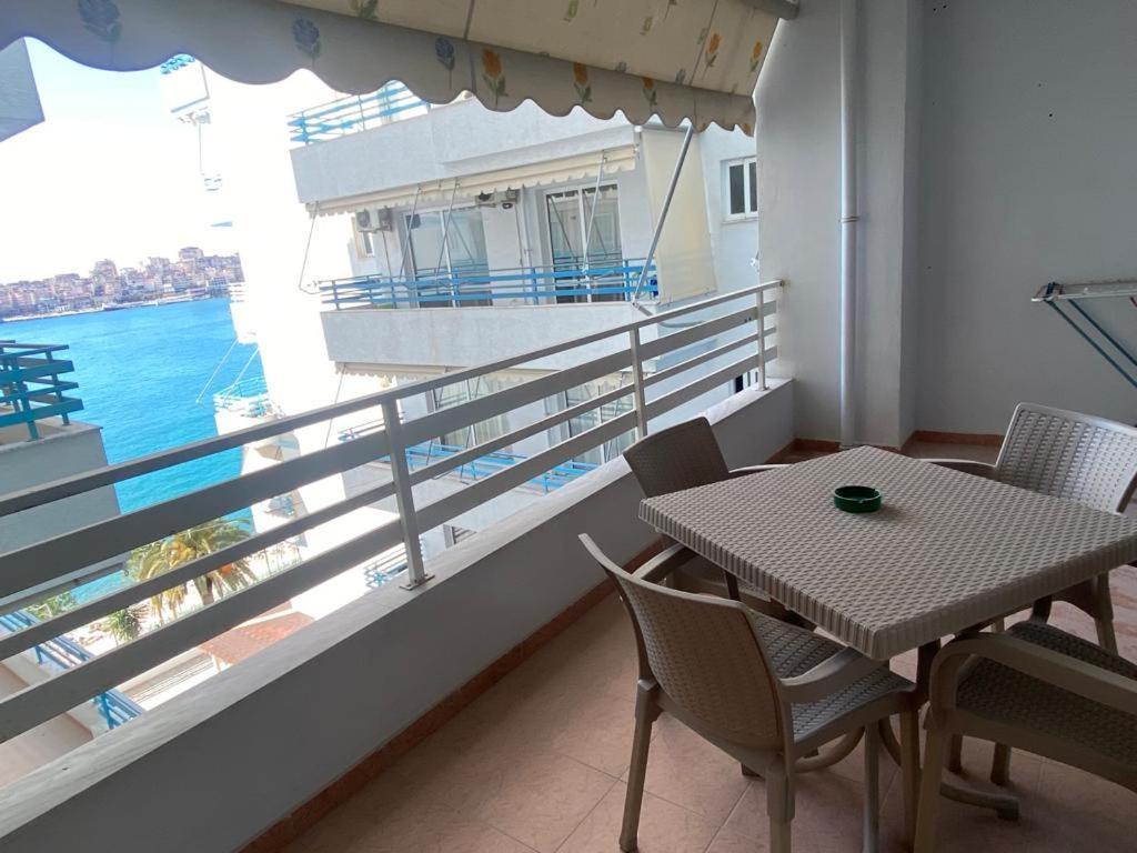 Cava Apartments Sarandë 객실 사진